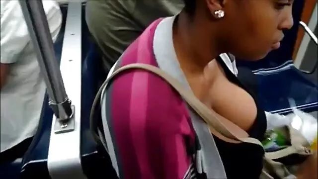 Les film porno entier hd poussins se baisent avec un strapon