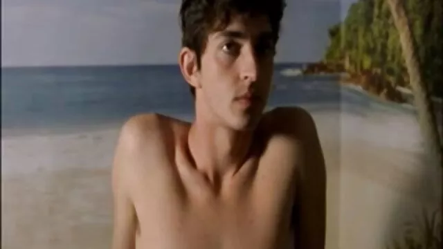 Femme montrant de petites lèvres se bouchent film x hd francais