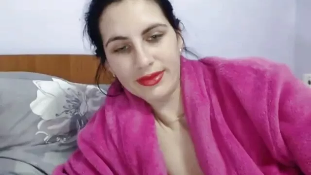 Sperme sur les porno gratuit en hd jambes