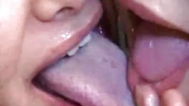 Baisée une belle film porno vf complet blonde aux gros seins