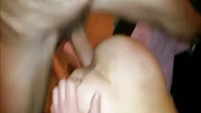 Sperme streaming film porno hd pressé sur le visage après un bon sexe