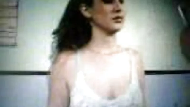 A aidé le mec à baiser hd porno gratuit sa copine
